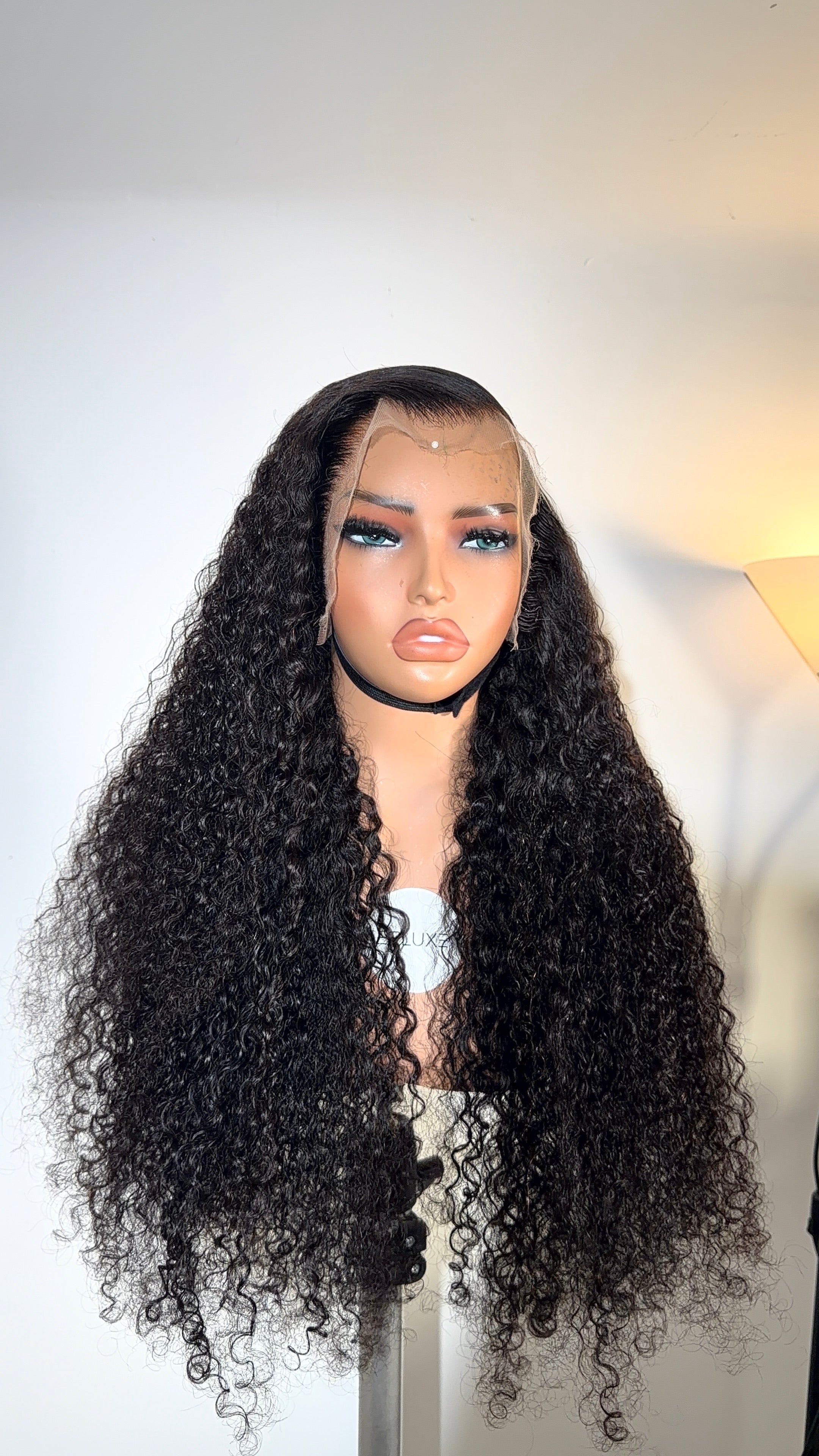 Zuri curls
